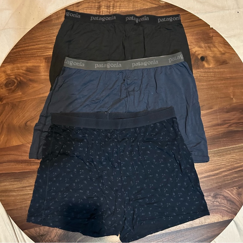 3-PACK XL Patagonia Men's Black and Navy Boxers